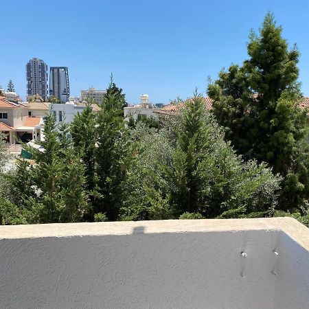 1-Bedroom Apartment With View Limassol Extérieur photo